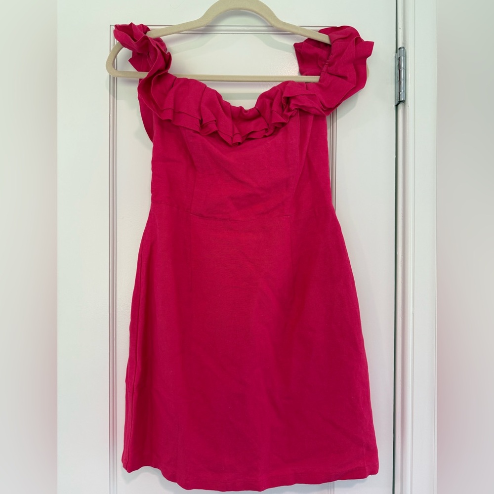 Superdown off the shoulder dress